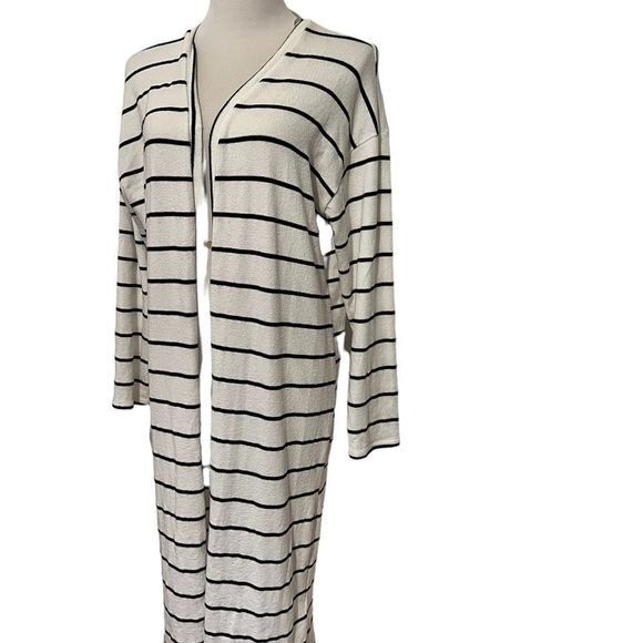 Sadie and Sage sweater, size M - Picture 4 of 7